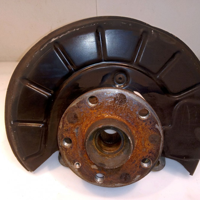 Moyeu avg occasion VOLKSWAGEN GOLF VI Phase 1 10-2008->04-2013 1.4 TSI 16v 122ch 1