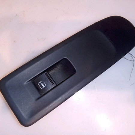 Commande lève-glace porte avant droite occasion VOLKSWAGEN GOLF VI Phase 1 10-2008->04-2013 1.4 TSI 16v 122ch