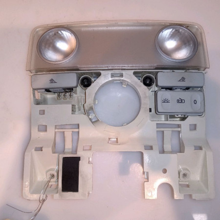 Plafonnier occasion VOLKSWAGEN GOLF VI Phase 1 10-2008->04-2013 1.4 TSI 16v 122ch