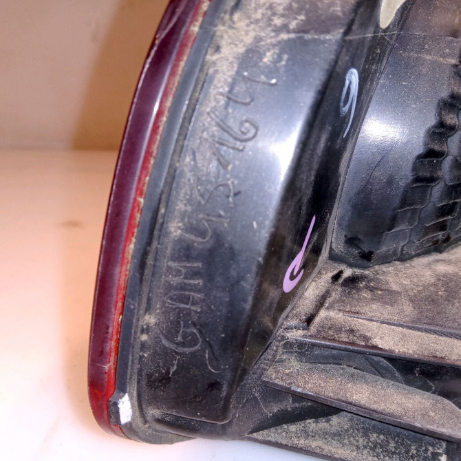 Feu arrière interieur gauche occasion VOLKSWAGEN GOLF VI Phase 1 10-2008->04-2013 1.4 TSI 16v 122ch 3