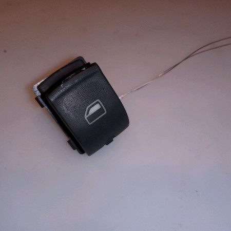 Commande lève-glace porte avant droite occasion AUDI A3 II Phase 1 06-2003->06-2008 4F0959855A5PR