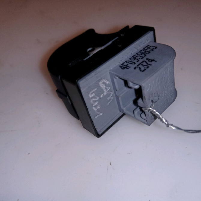 Commande leve-glace porte arrière droite occasion AUDI A3 II Phase 1 06-2003->06-2008 4F0959855A5PR 2