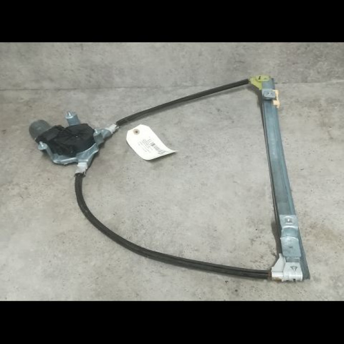 Mecanisme + moteur lève-glace avant droit occasion RENAULT CLIO CAMPUS II Phase 1 07-2006->07-2009 1.5 DCI 65ch 7700842246 1