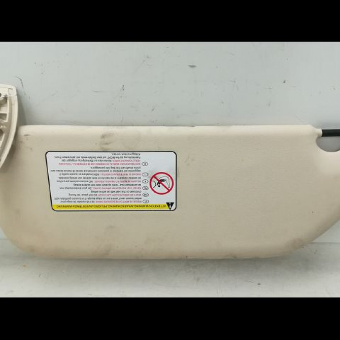 Pare-soleil droit occasion CITROEN C4 I Phase 1 11-2004->07-2008 1.6 HDi 110ch 8143JF 1