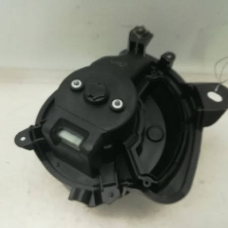 Ventilateur de chauffage occasion FIAT GRANDE PUNTO III Phase 1 09-2005->12-2013 1.3 DT MULTIJET 16v 90ch 77364956