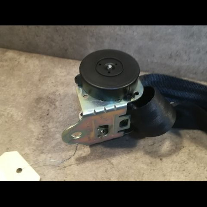 Ceinture arrière gauche occasion FIAT PUNTO EVO III Phase 1 10-2009->12-2013 1.3 MULTIJET 75ch 735547400 3