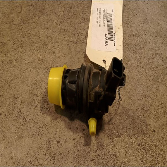 Pompe lave-glace avant occasion TOYOTA RAV4 II Phase 2 10-2003->12-2005 115 D-4D 8533060190 1