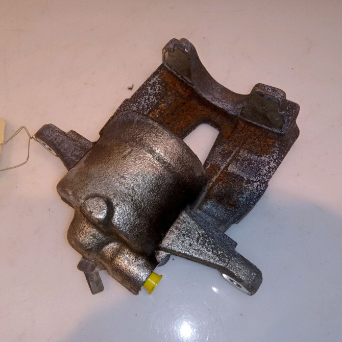 Etrier de frein avant droit occasion BOLLORE BLUECAR Phase 1 01-2011->... ELEC 2