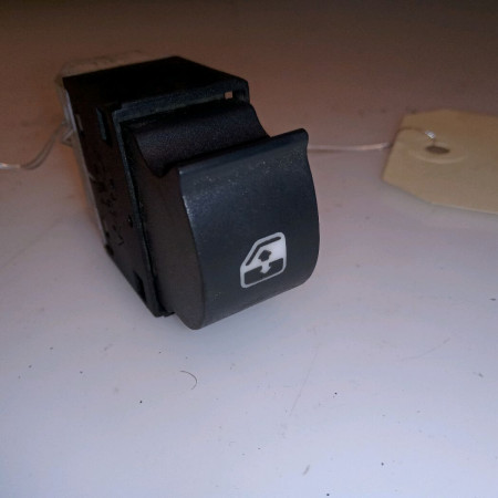 Commande lève-glace porte avant gauche occasion BOLLORE BLUECAR Phase 1 01-2011->... ELEC