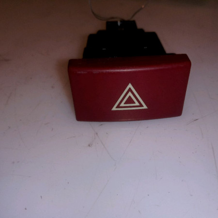 Bouton de warning occasion BOLLORE BLUECAR Phase 1 01-2011->... ELEC