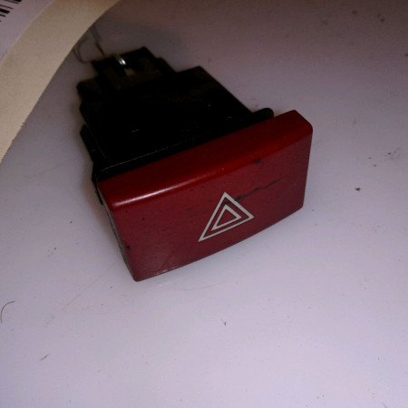 Bouton de warning occasion BOLLORE BLUECAR Phase 1 01-2011->... ELEC