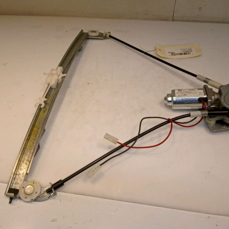 Mecanisme + moteur lève-glace avant droit occasion RENAULT CLIO II Phase 1 03-1998->06-2001 1.2