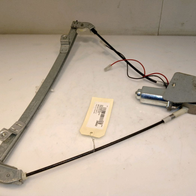 Mecanisme + moteur lève-glace avant droit occasion RENAULT CLIO II Phase 1 03-1998->06-2001 1.2 2
