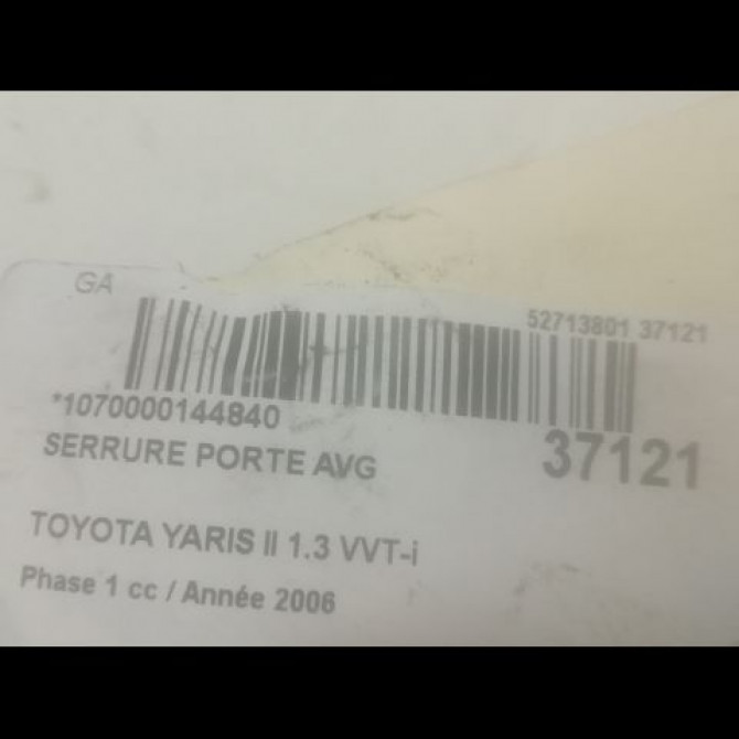 Serrure porte avg occasion TOYOTA YARIS II Phase 1 12-2005->11-2009 1.3 VVT-i 690400D140 3