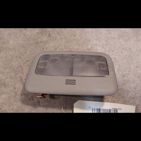 Plafonnier occasion TOYOTA YARIS II Phase 2 01-2009->05-2011 1.4 D-4D 90ch 8124052040B0