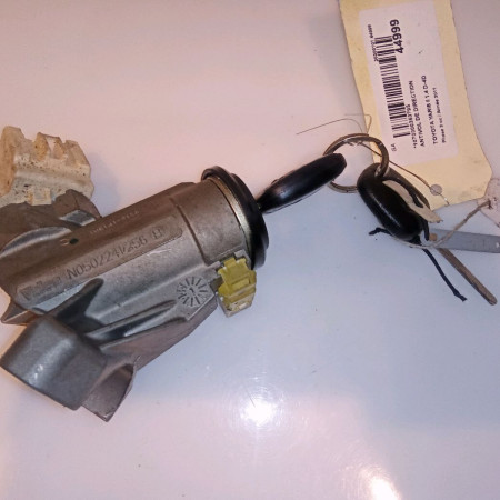 Antivol de direction occasion TOYOTA YARIS II Phase 2 01-2009->05-2011 1.4 D-4D 90ch 450200D030