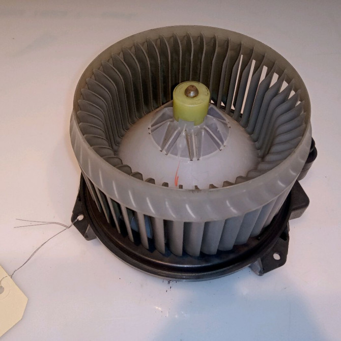 Ventilateur de chauffage occasion TOYOTA YARIS II Phase 2 01-2009->05-2011 1.4 D-4D 90ch 1