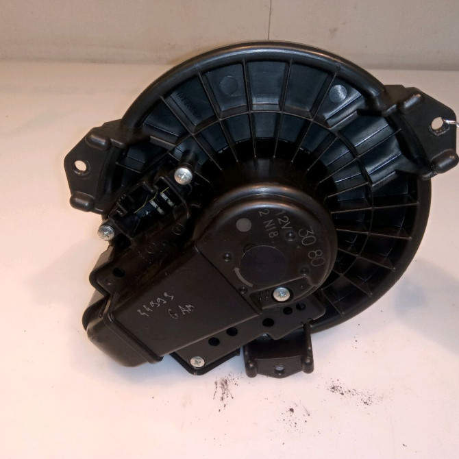 Ventilateur de chauffage occasion TOYOTA YARIS II Phase 2 01-2009->05-2011 1.4 D-4D 90ch 2