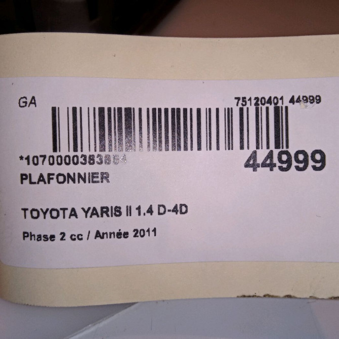 Plafonnier occasion TOYOTA YARIS II Phase 2 01-2009->05-2011 1.4 D-4D 90ch 8124052040B0 4