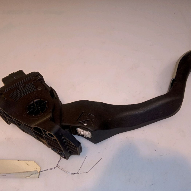 Potentiometre accelerateur occasion CITROEN DS3 Phase 1 11-2009->03-2014 1.6 HDi 110ch 2