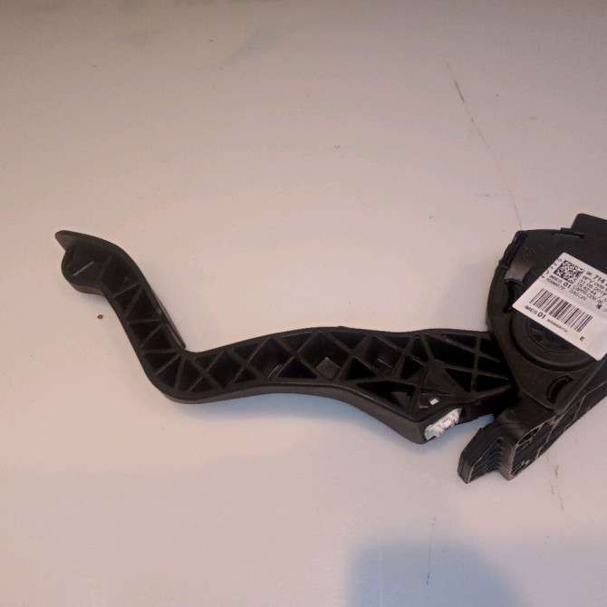 Potentiometre accelerateur occasion CITROEN C3 III Phase 1 10-2016->... 1.2i 82ch 2