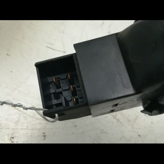 Commande leve-glace porte arrière gauche occasion SEAT LEON I Phase 1 04-2000->10-2006 1M095985501C 3