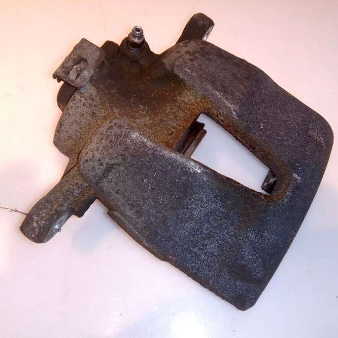 Etrier de frein avant gauche occasion BOLLORE BLUECAR Phase 1 01-2011->... ELEC 2