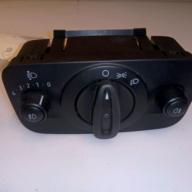 Interrupteur commande de phares occasion FORD FIESTA VI Phase 1 10-2008->11-2012 1.4 TDCI 70ch 1515202 1