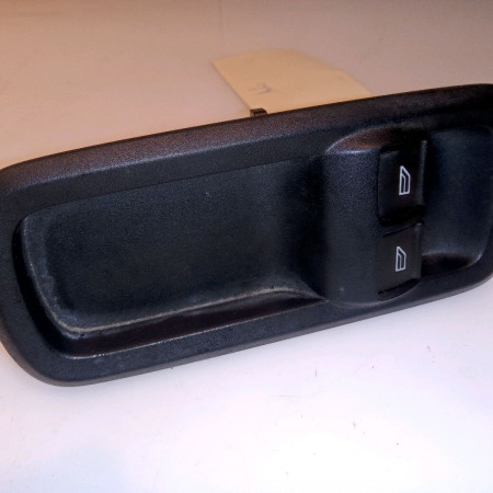 Commande lève-glace porte avant gauche occasion FORD FIESTA VI Phase 1 10-2008->11-2012 1.4 TDCI 70ch 1547736