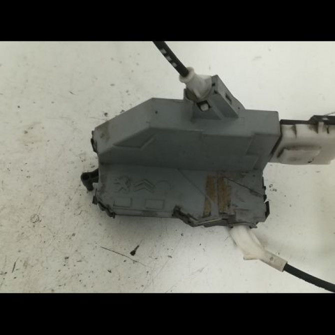 Serrure porte ard occasion PEUGEOT 308 I Phase 1 09-2007->03-2011 1.6 HDI 16v 110ch 9800617480 3