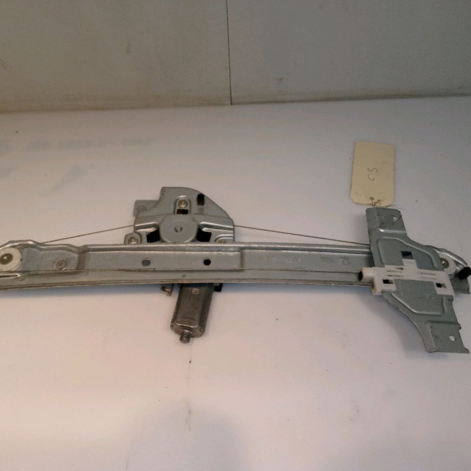 Mecanisme+moteur leve-glace avg occasion CITROEN C3 III Phase 1 10-2016->... 1.2i 82ch 9840154580 2