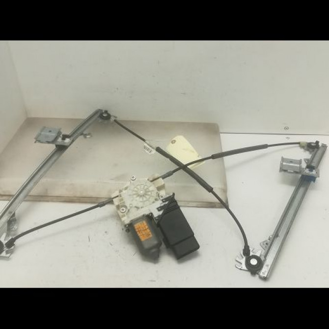 Mecanisme+moteur leve-glace avg occasion VOLKSWAGEN GOLF IV GOLF IV Phase 1 1998-01-01->2005-06-30 1.9 TDI 110ch 1J3837461H 2