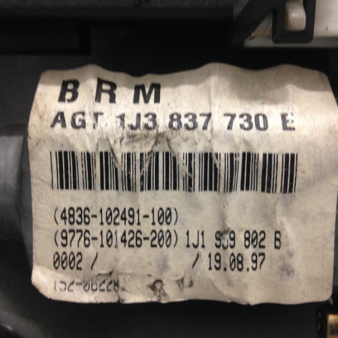 Mecanisme + moteur lève-glace avant droit occasion VOLKSWAGEN GOLF IV GOLF IV Phase 1 1998-01-01->2005-06-30 1J3837462H 4