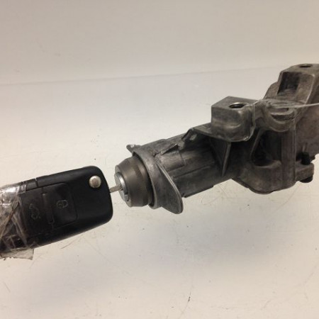 Antivol de direction occasion VOLKSWAGEN PASSAT IV Phase 2 10-2000->03-2005 1.9 TDI 130ch 4B0905851B