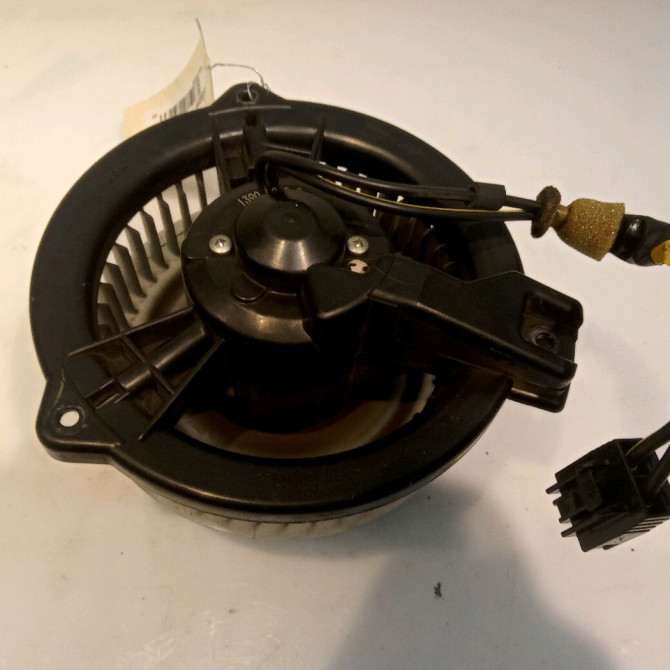 Ventilateur de chauffage occasion TOYOTA PRIUS II Phase 1 03-2004->11-2009 110 Hybride 8710347050 2