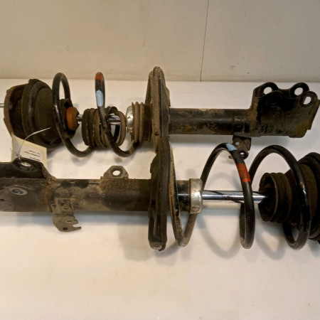 Amortisseur avant droit occasion TOYOTA PRIUS II Phase 1 03-2004->11-2009 110 Hybride 4851049685