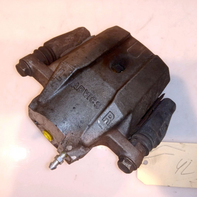 Etrier de frein avant droit occasion TOYOTA PRIUS II Phase 1 03-2004->11-2009 110 Hybride 4773047050 1