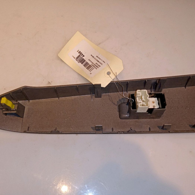 Commande lève-glace porte avant droite occasion TOYOTA PRIUS II Phase 1 03-2004->11-2009 110 Hybride 2