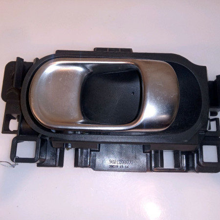 Poignee int porte avg occasion CITROEN C3 III Phase 1 10-2016->... 1.2i 82ch 98012886VV