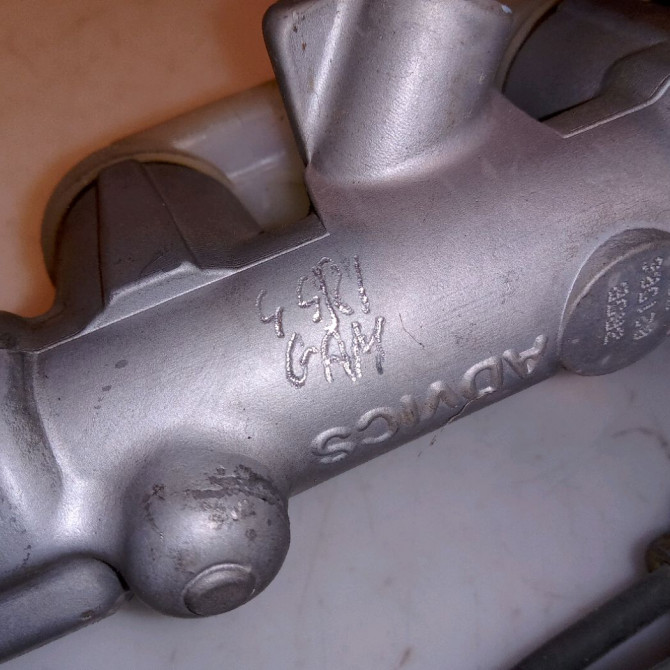 Maitre cylindre occasion TOYOTA PRIUS II Phase 1 03-2004->11-2009 110 Hybride 4720147040 5