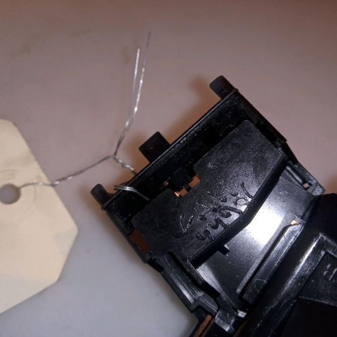 Commande essuie glace occasion TOYOTA PRIUS II Phase 1 03-2004->11-2009 110 Hybride 8465247040 4