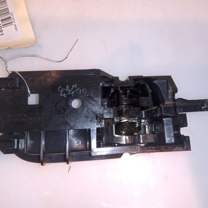 Poignee int porte avg occasion TOYOTA PRIUS II Phase 1 03-2004->11-2009 110 Hybride 6920647020C0 2