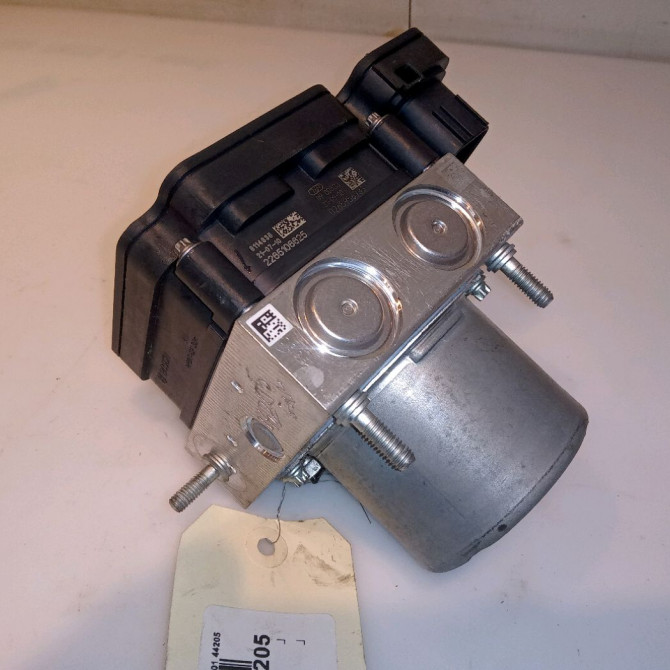 Unité hydraulique ABS occasion M.G. ZS 4