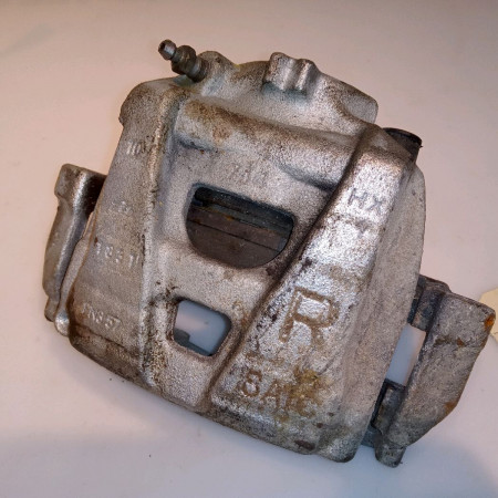 Etrier de frein avant droit occasion M.G. ZS