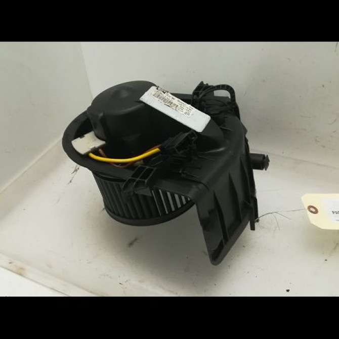 Ventilateur de chauffage occasion VOLKSWAGEN POLO III Phase 1 10-1994->11-1999 1.4 1H1820021 1