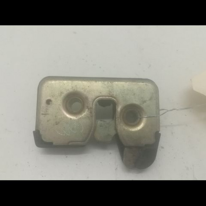 Serrure hayon occasion VOLKSWAGEN GOLF III Phase 1 01-1992->12-1997 1.9 D 1H6827505B 1