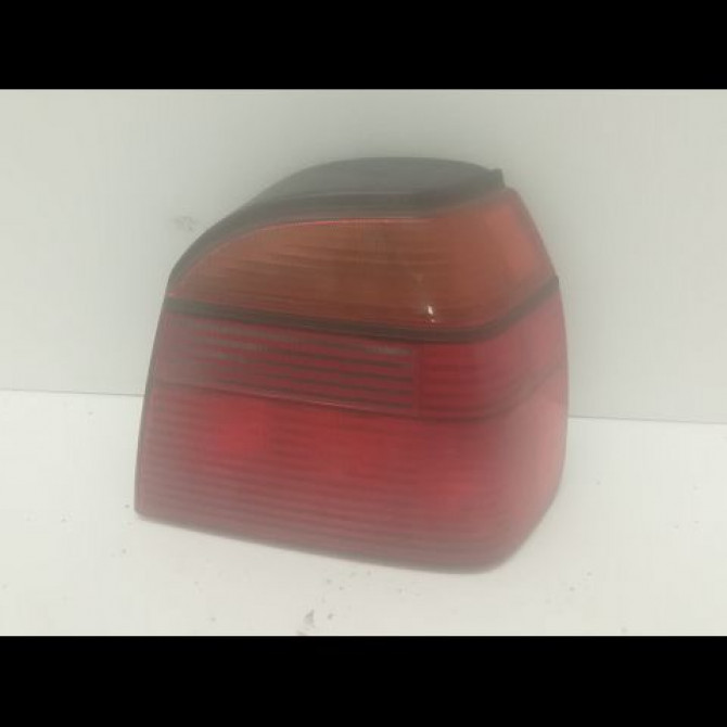 Feu arrière droit occasion VOLKSWAGEN GOLF III Phase 1 01-1992->12-1997 1.9 D 1E0945096A 1