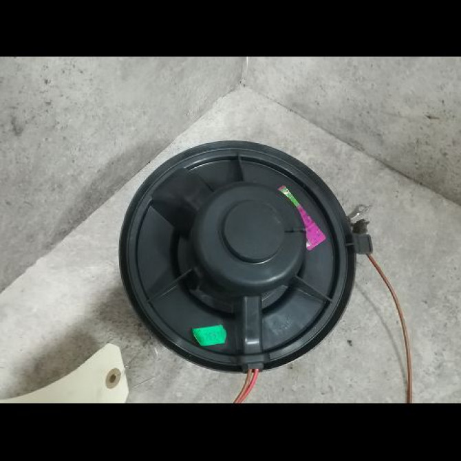 Ventilateur de chauffage occasion VOLKSWAGEN POLO III Phase 1 10-1994->11-1999 1.4 1H1820021 2