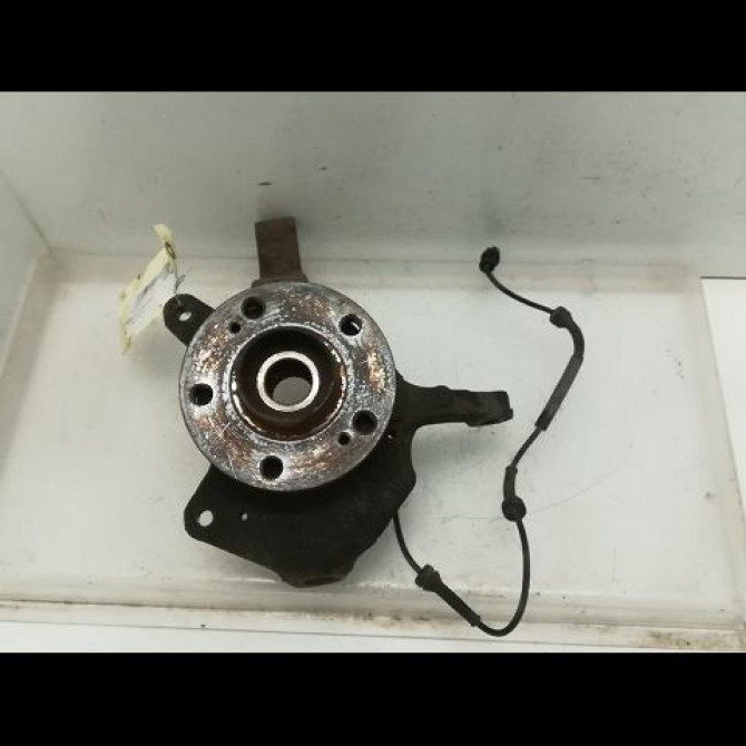 Moyeu avg occasion RENAULT ESPACE IV Phase 1 09-2002->03-2006 3.0 DCI 402109697R 2