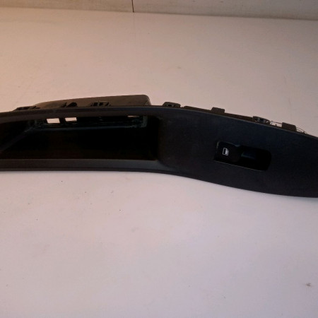 Commande lève-glace porte avant droite occasion M.G. ZS